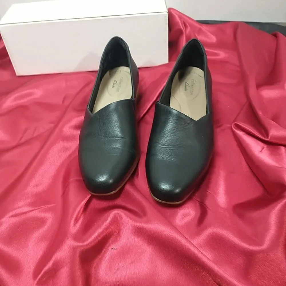 Clarks Women's Juliet Lora Loafer Size 7M Flat Slip On Shoe Black Leather